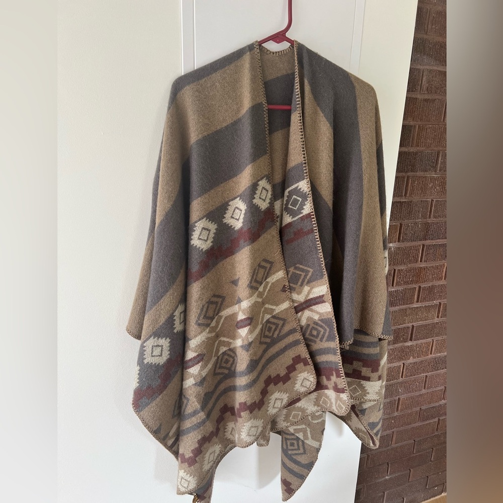 Western Style Shawl Wrap